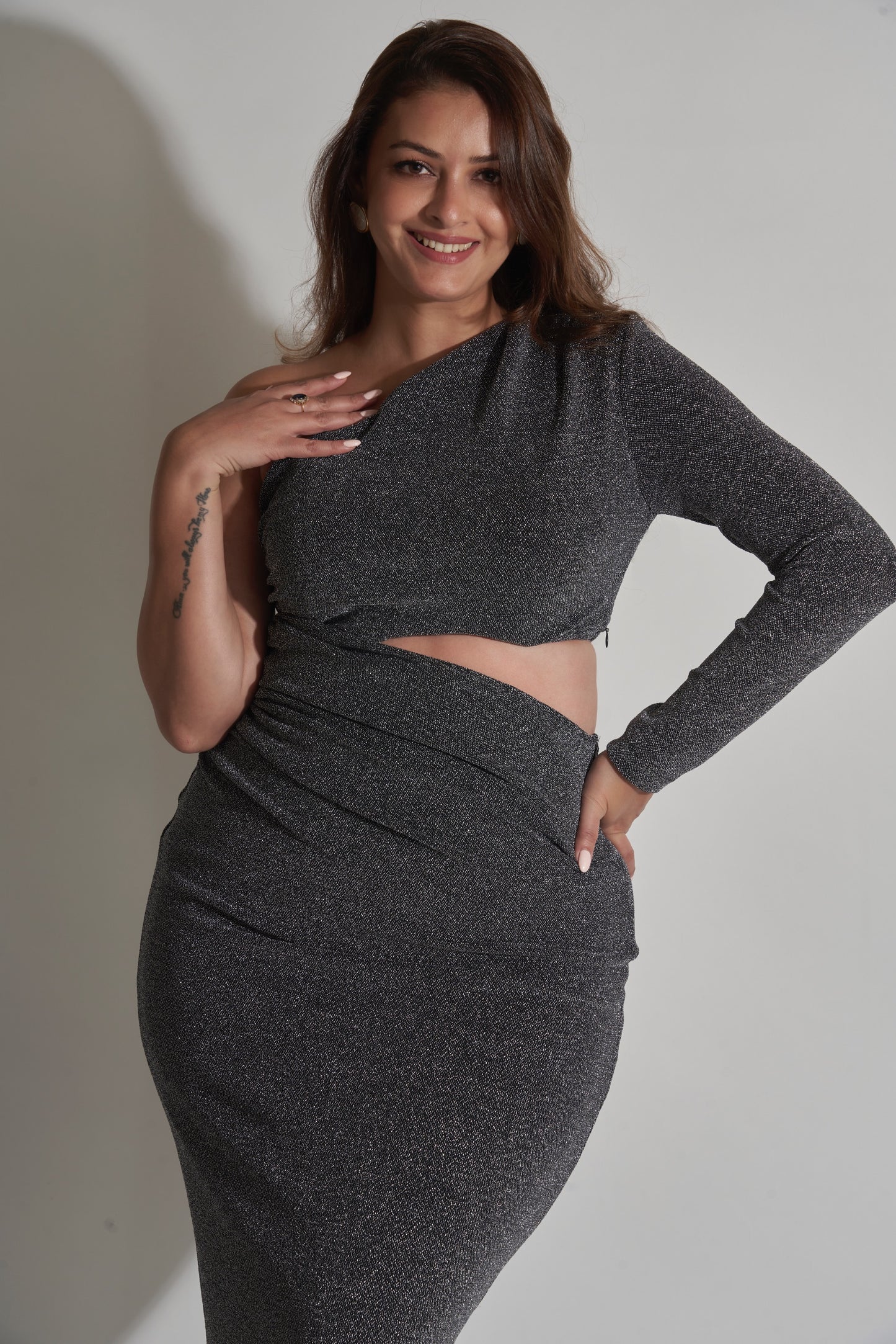 ONE SHOULDER WAIST CUT OUT DRESS
