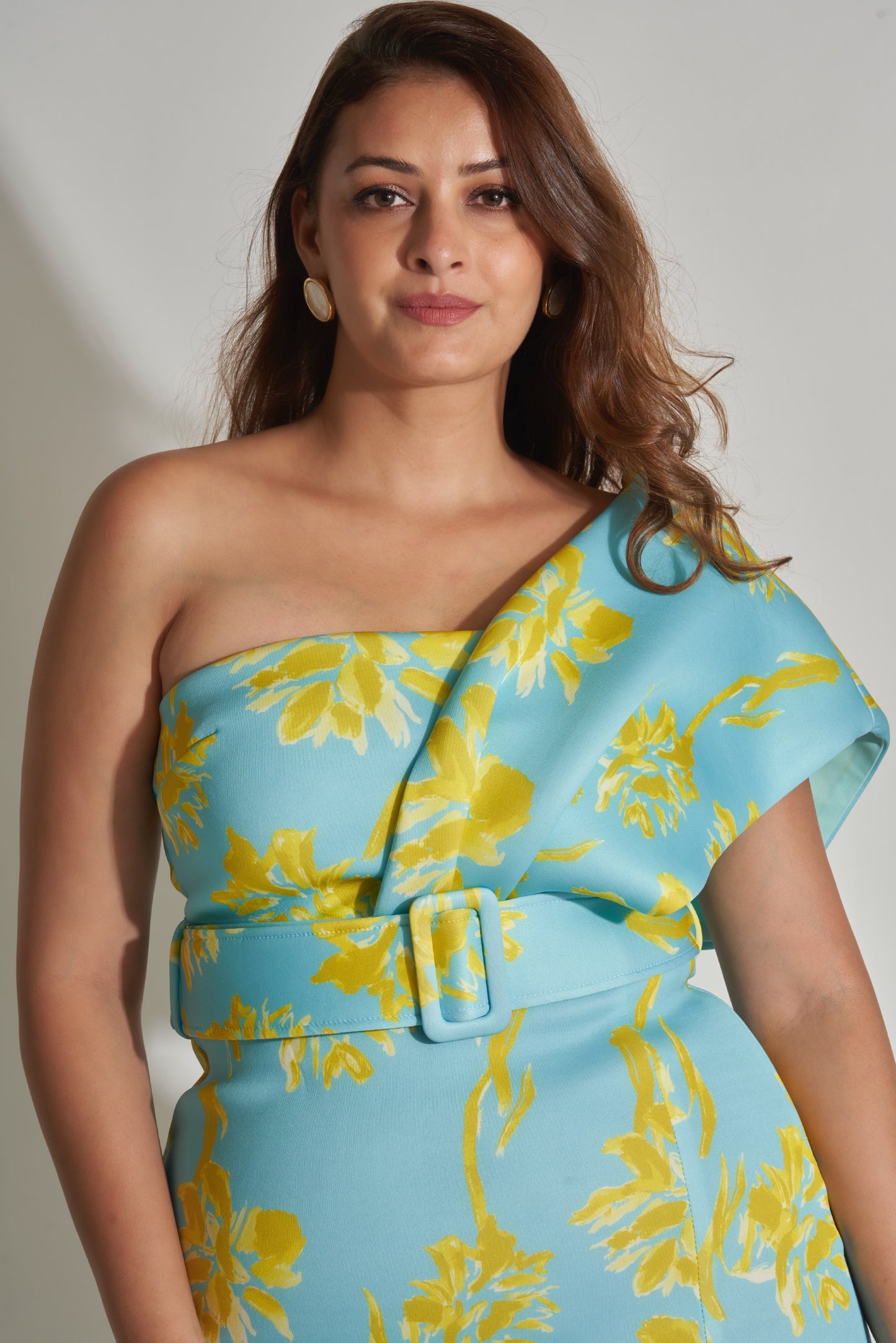 DRAPE SHOULDER DRESS