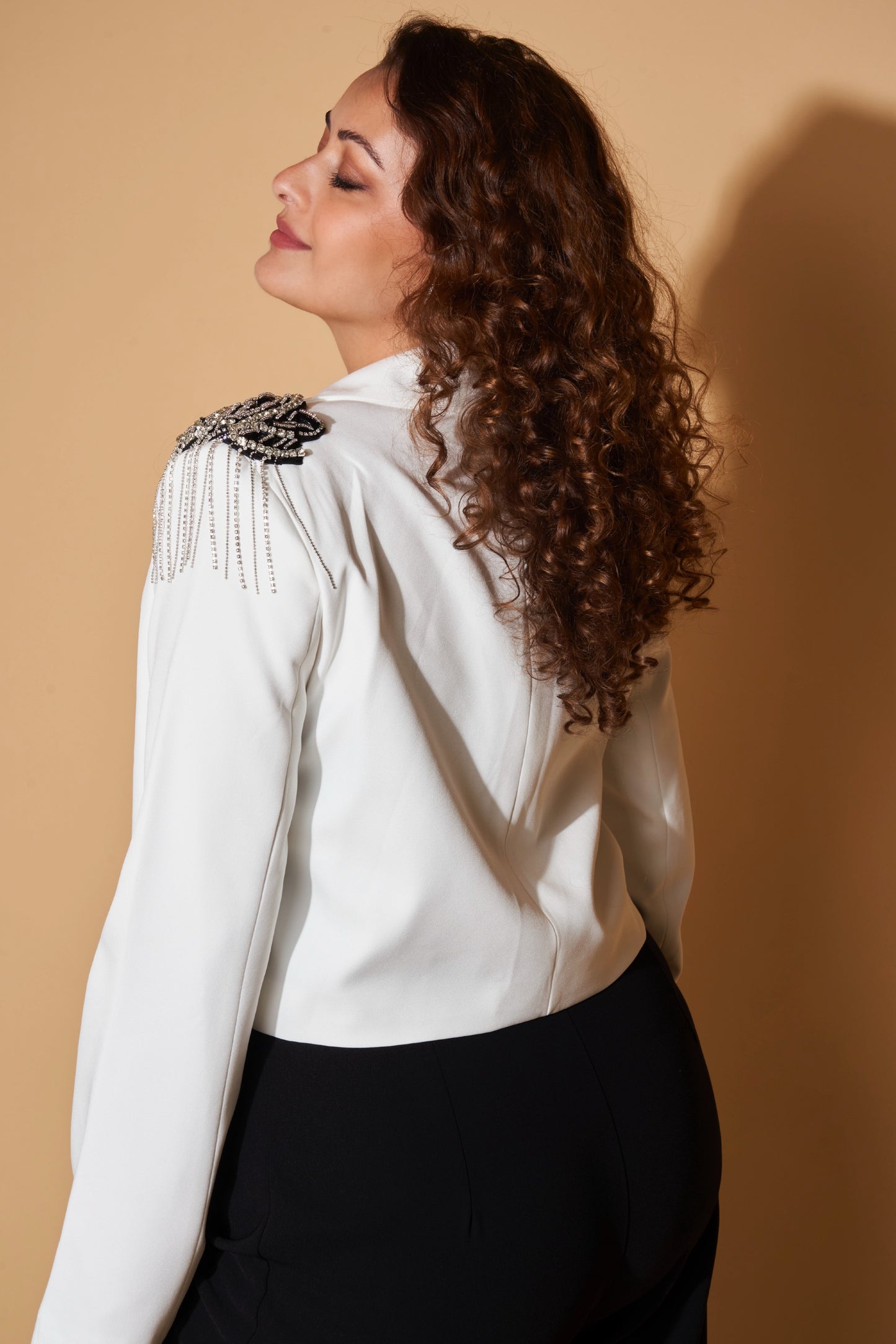 EMBELLISHED BLAZER