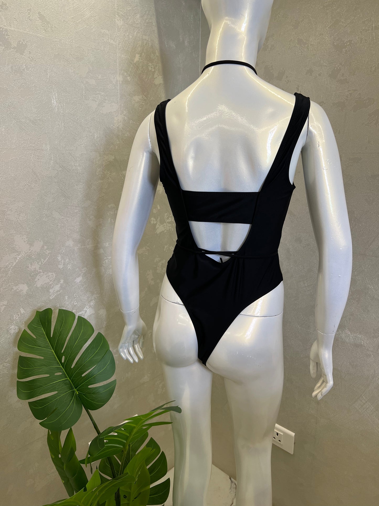 STRAPPY SWIMWEAR