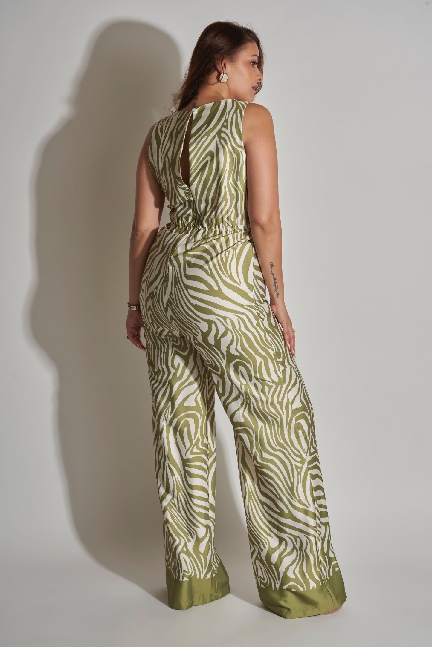 SLEEVELESS LONG JUMPSUIT