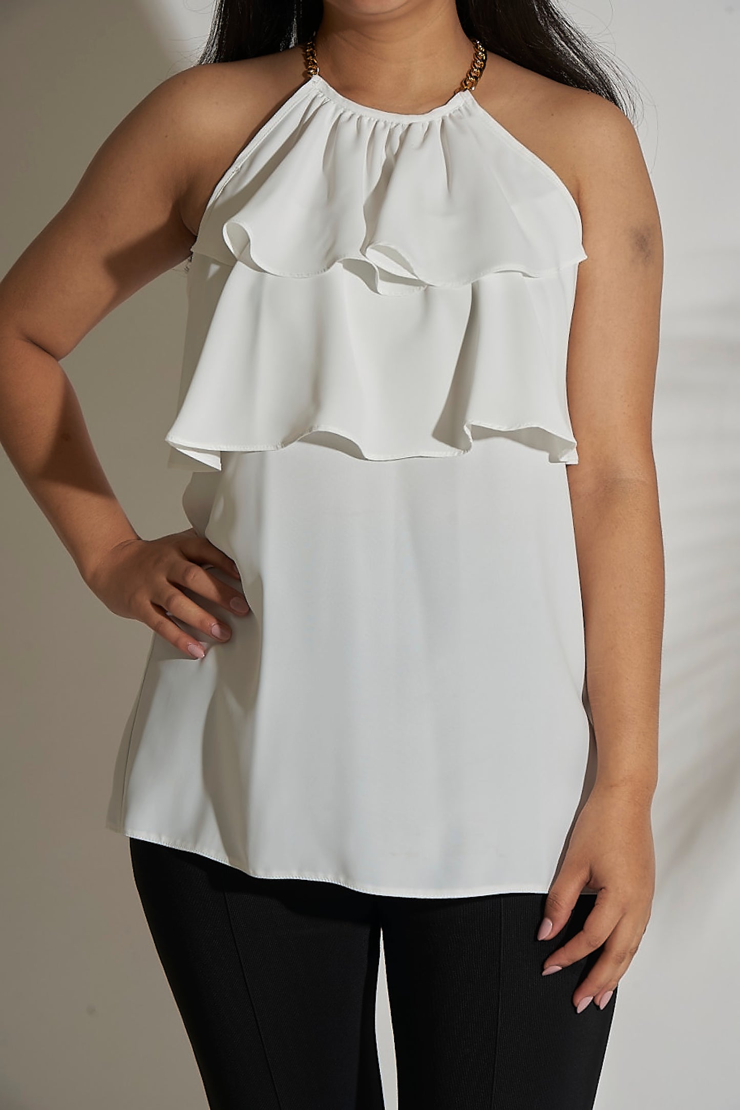 FRONT RUFFLE TOP