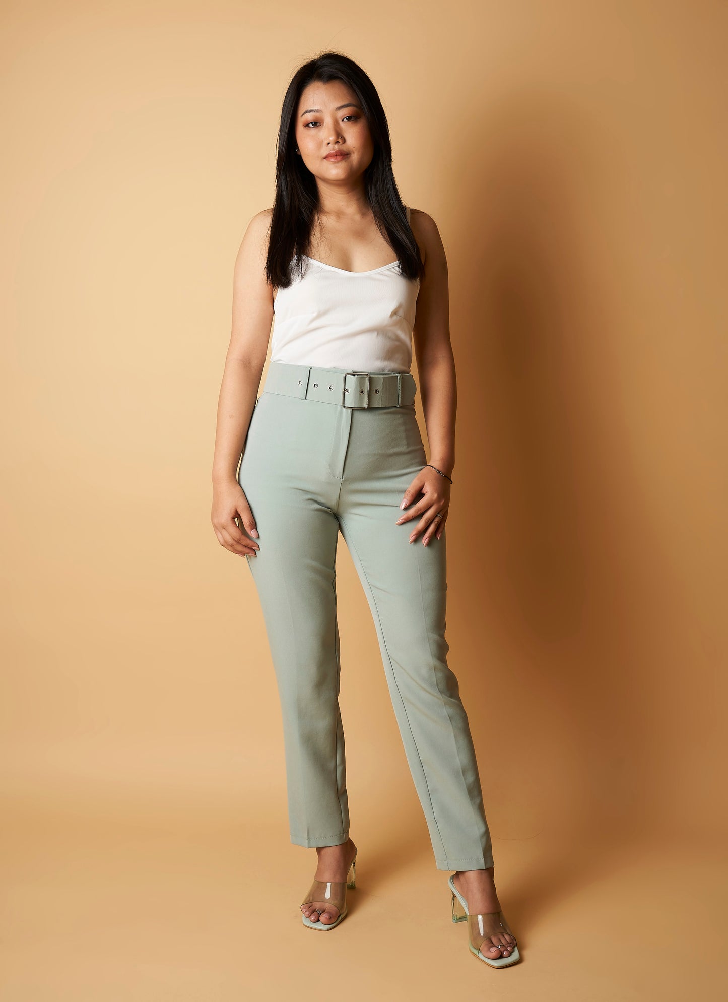 BELTED NARROW PANTS