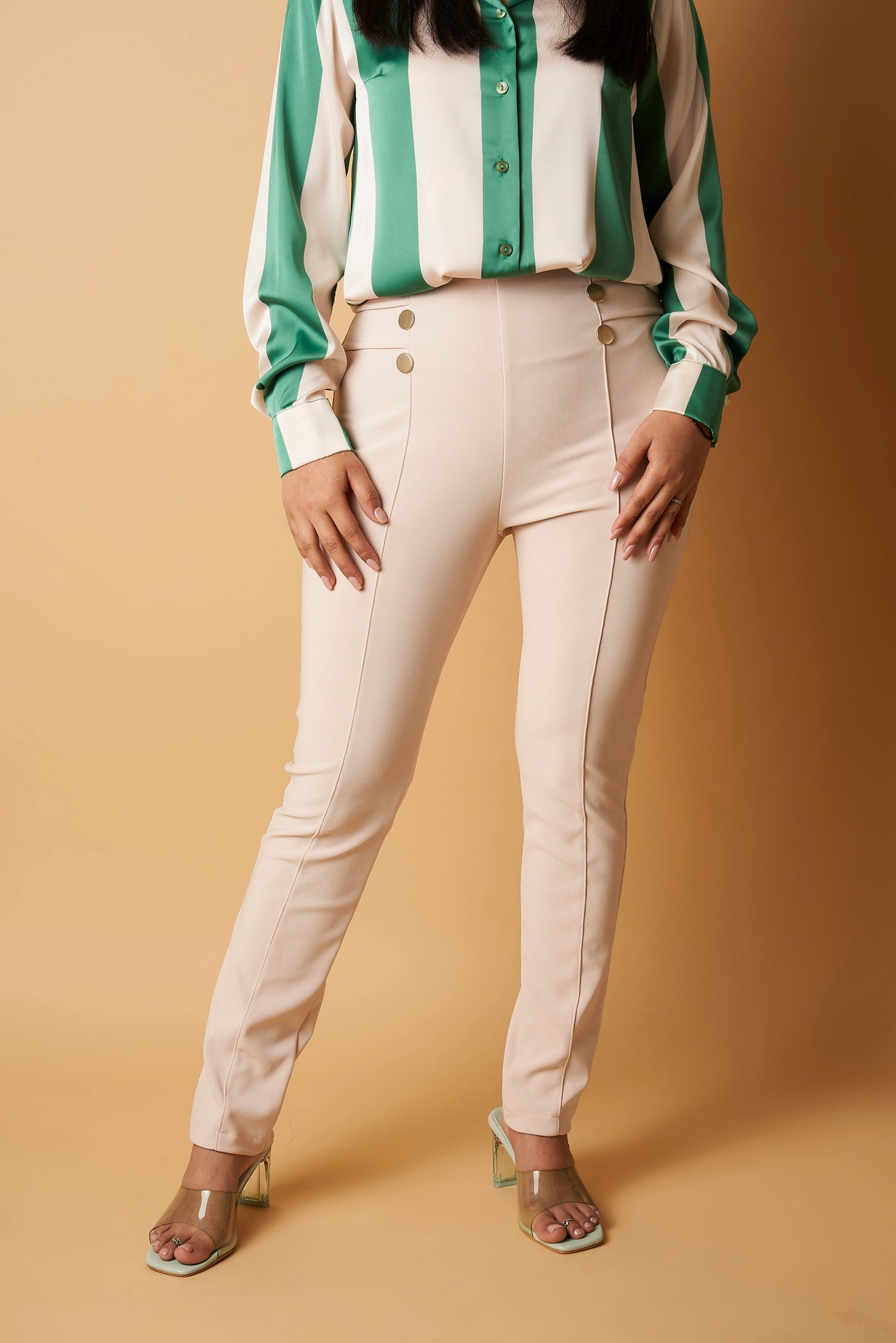 LEGGINGS WITH BUTTONS