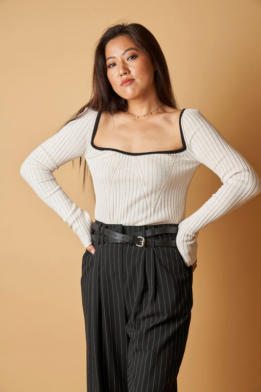 WIDE SQUARE NECK KNIT TOP