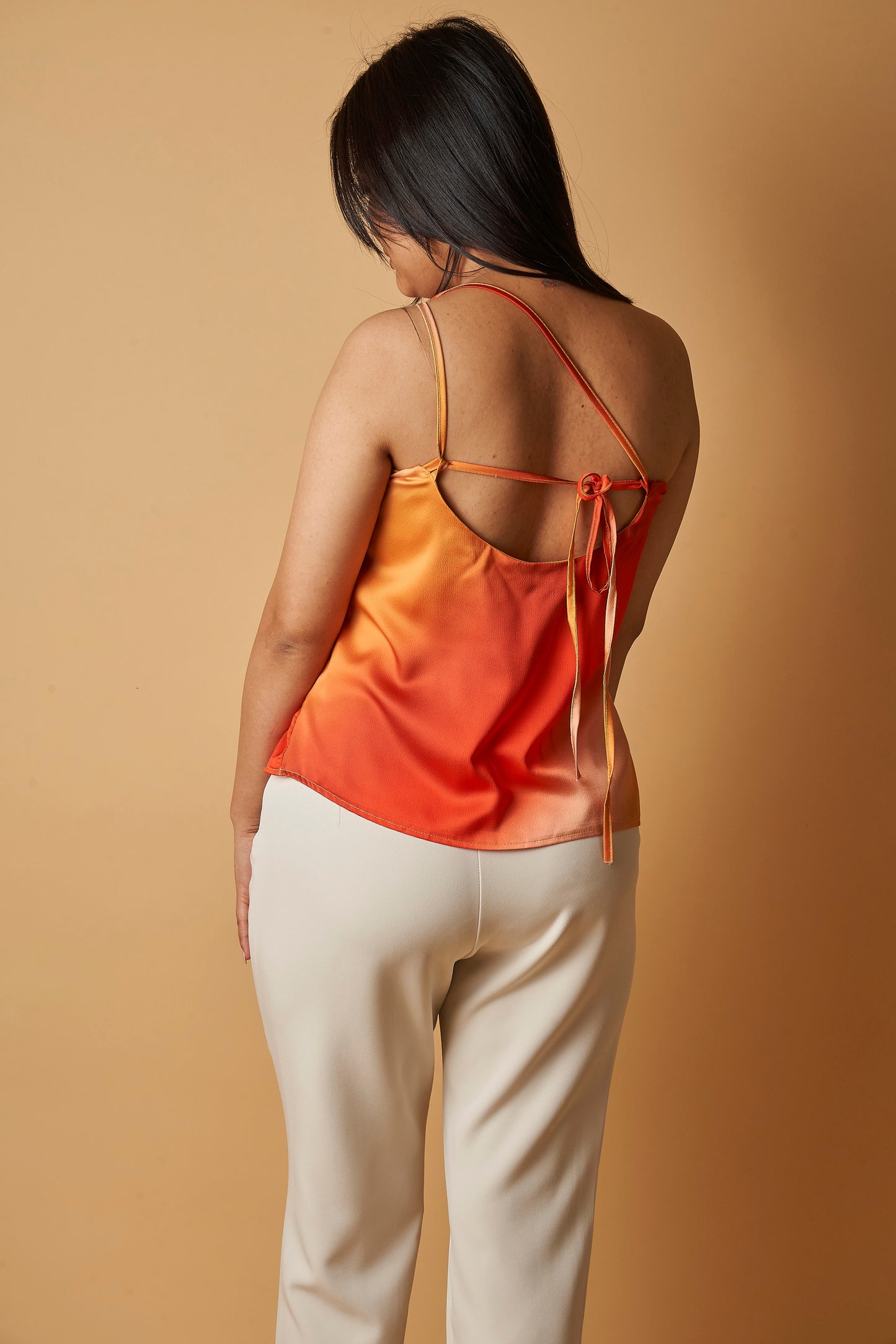 ONE SHOULDER SATIN TOP