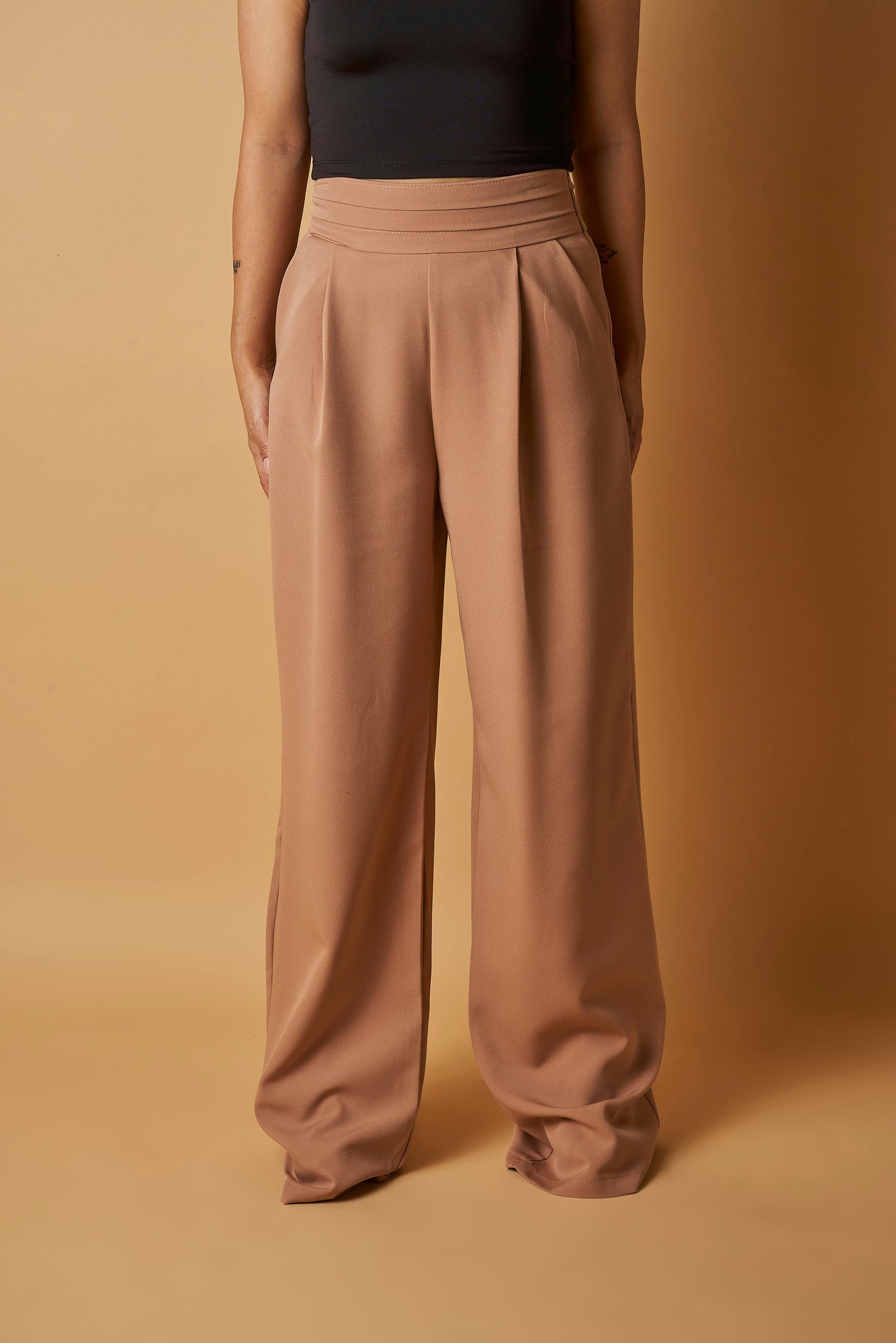 PLEATED WAISTBAND PANT