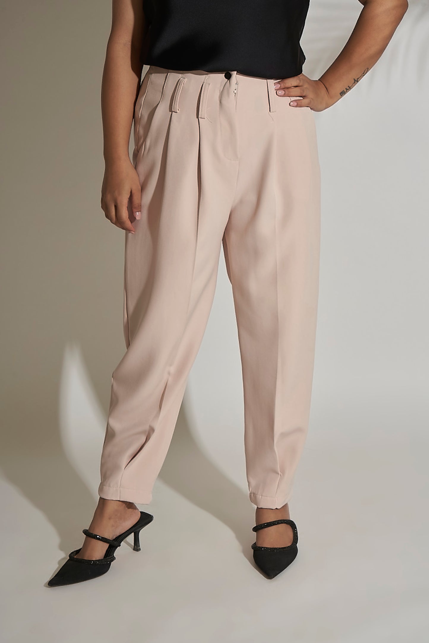 LOOSE ANKLE LENGHT PANTS