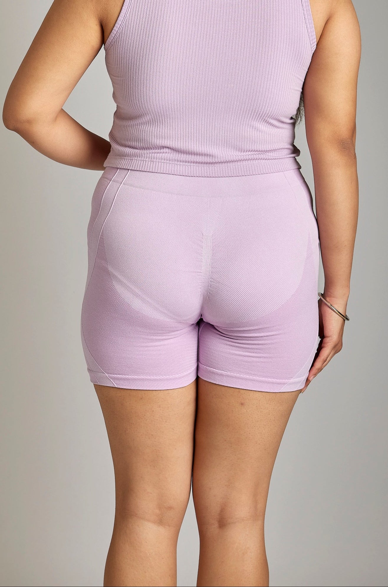 RIBBED BODY CONTOUR SHORTS
