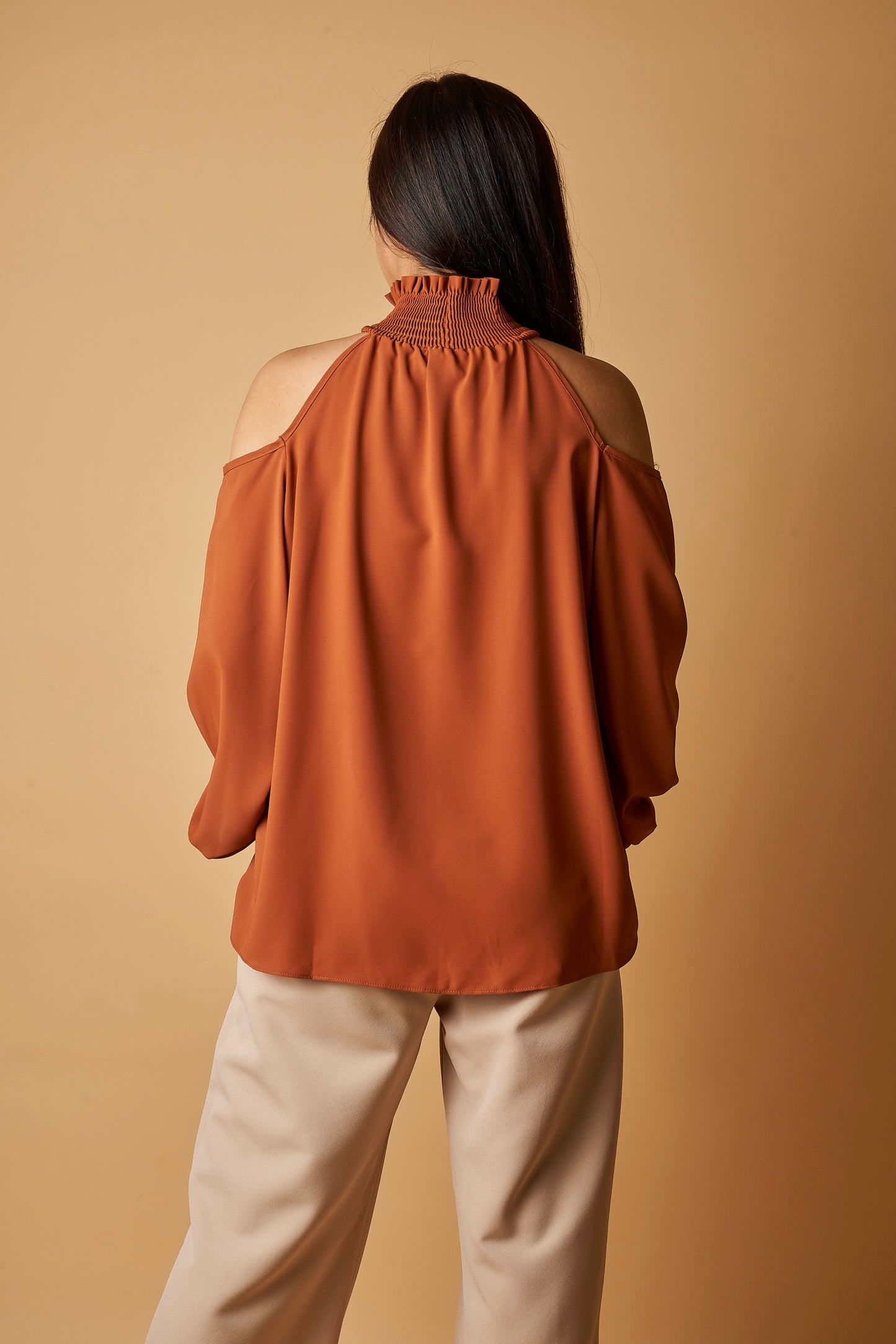 COLD SHOULDER TOP